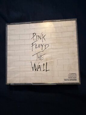 Pink Floyd The Wall 1979 Double CD Album Columbia Records Digitally Mastered Ana